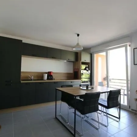 Joli Moderne شقة سانت-بريفين-لي-بان