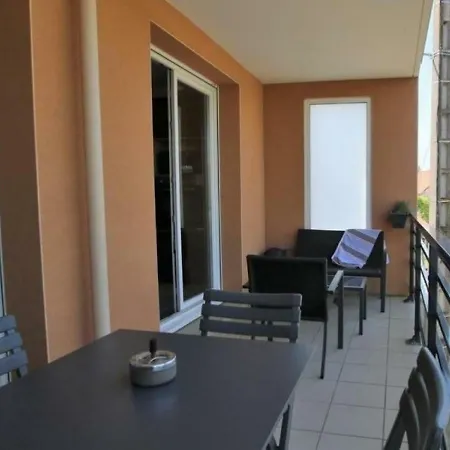 Joli Moderne شقة سانت-بريفين-لي-بان